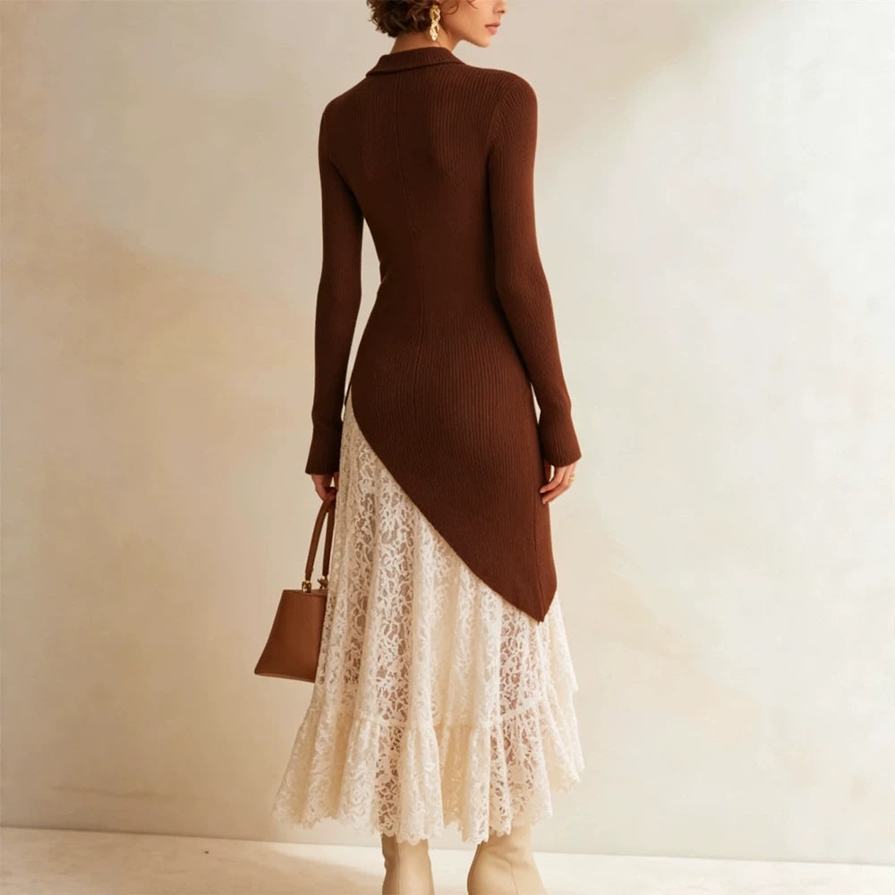 Damen Midikleid aus tailliertem Feinstrick mit asymmetrischem Spitzen-Volant Echoarchiv