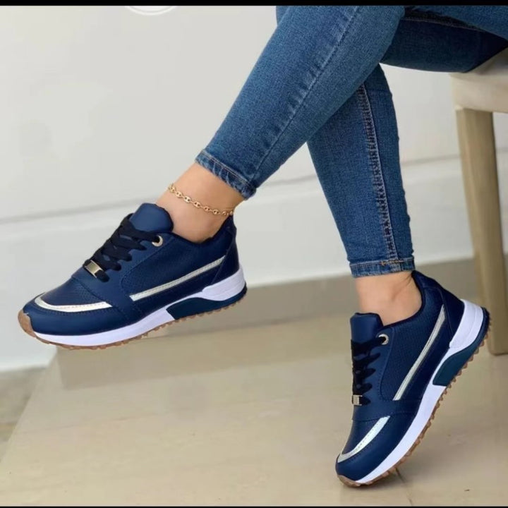 Damen  elegante City-Sneaker mit dezenter Metallic-Infusion, leicht gepolsterter Komfortsohle und profilierter Gummilaufsohle Echo Archiv