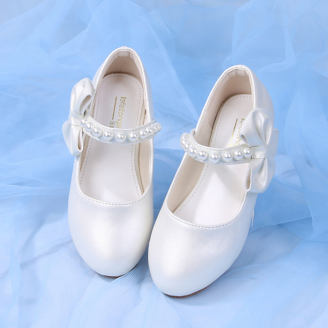 Mädchen Ballerina Schuhe mit Perlen und Schleifen Echo Archiv