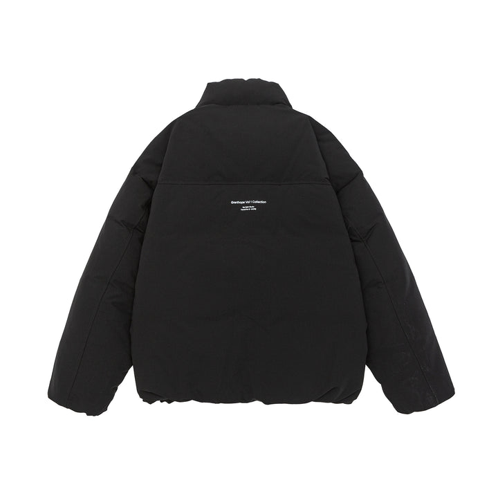 Damen Kurz geschnittene Oversize Steppjacke mit hohem Stehkragen und verdecktem Reißverschluss Echoarchiv
