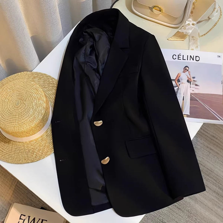 Damen Eleganter Blazer mit goldenen Details Echoarchiv