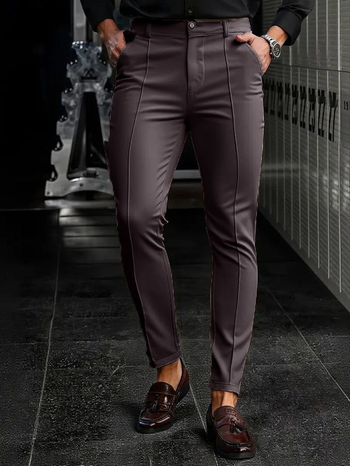 Herren Elegante Slim-Fit Anzughose mit sportlichen Details Echoarchiv