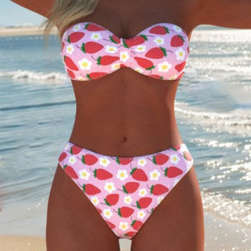Damen Bandeau-Bikini mit hochgeschnittenen Pants und buntem Bedruck Echo Archiv