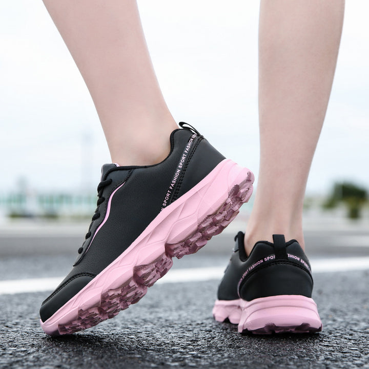 Damen nan urbaner Kunstleder-Sneaker mit gepolstertem Fersenkragen, stoßdämpfender Leichtsohle und Fersenlasche Echo Archiv
