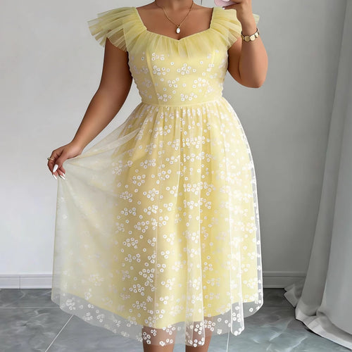 Damen Elegantes Tüllkleid mit floralem Muster und Puffärmeln Echo Archiv