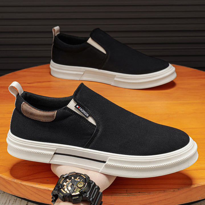 Damen Slip-On Sneakers aus hochwertigen Materialien mit rutschfester Sohle Echo Archiv