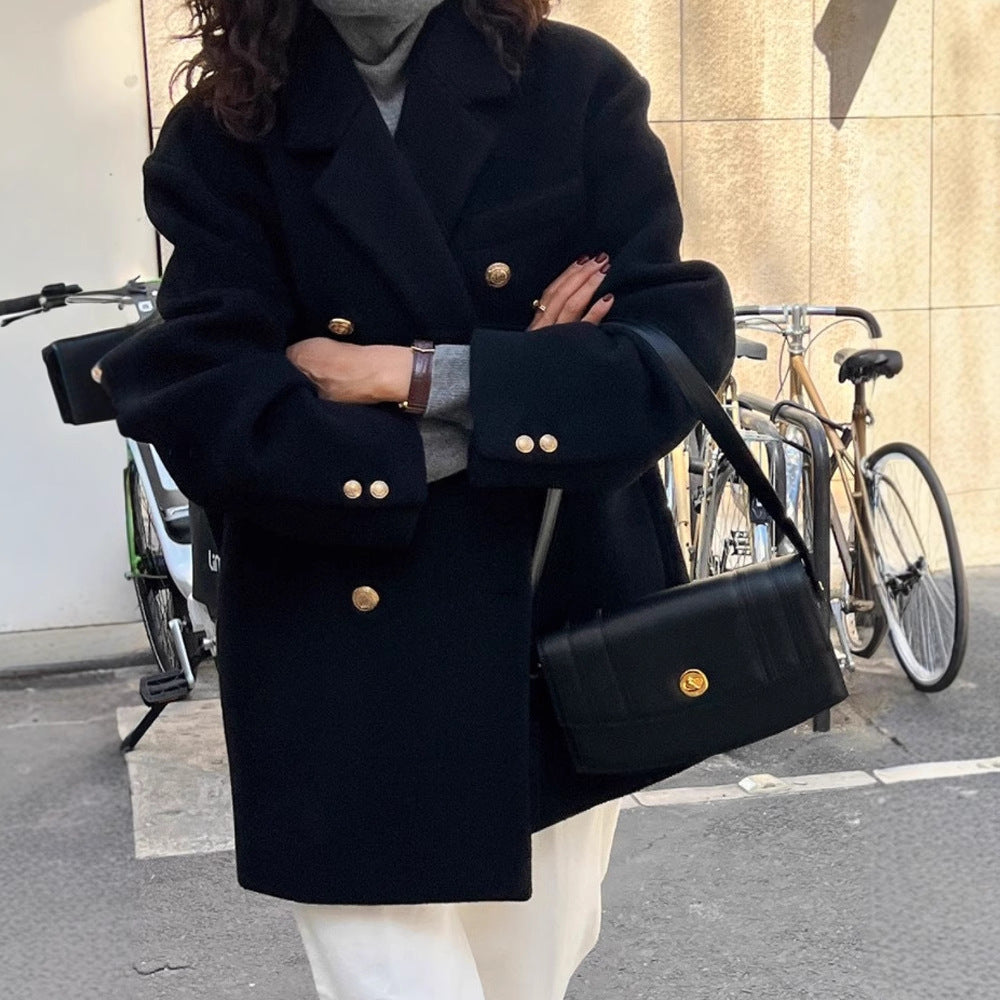 Damen Modischer Oversized-Blazer mit goldenen Knöpfen Echoarchiv