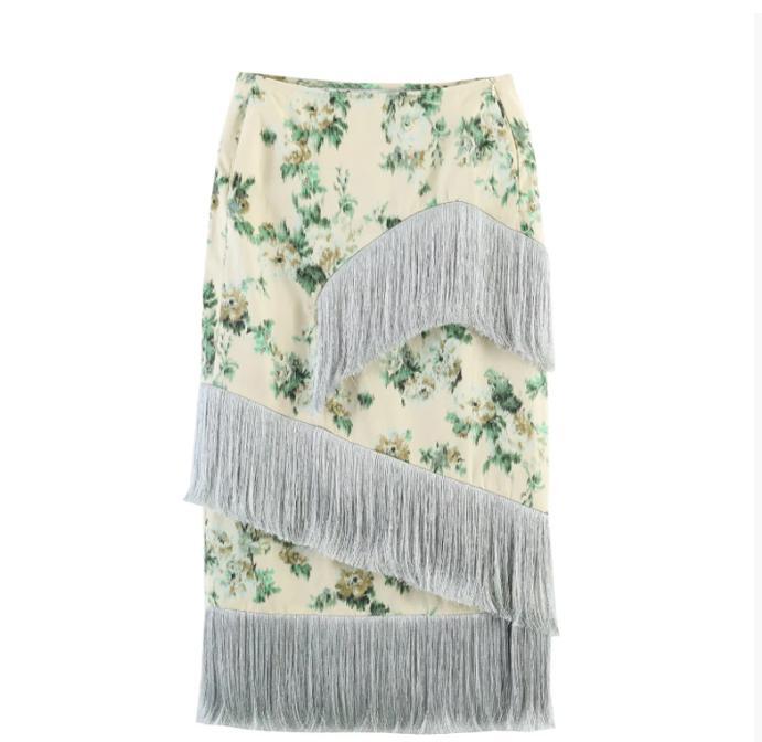 Damen Floral bedruckter Midirock mit diagonalem Fransenbesatz und schlanker Silhouette Echoarchiv