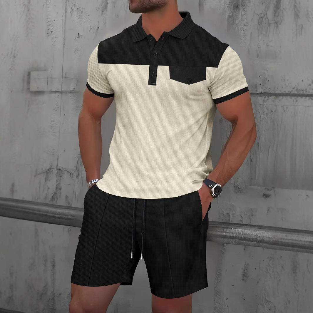 Herren modisches Kurzarm-Polo mit strukturiertem Design und Brusttasche Echoarchiv