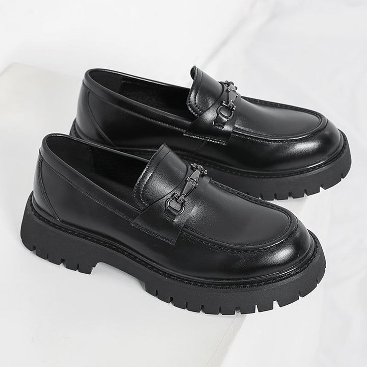Herren Modische Loafers mit robustem Sohlenprofil und edler Schnallenverzierung Echoarchiv