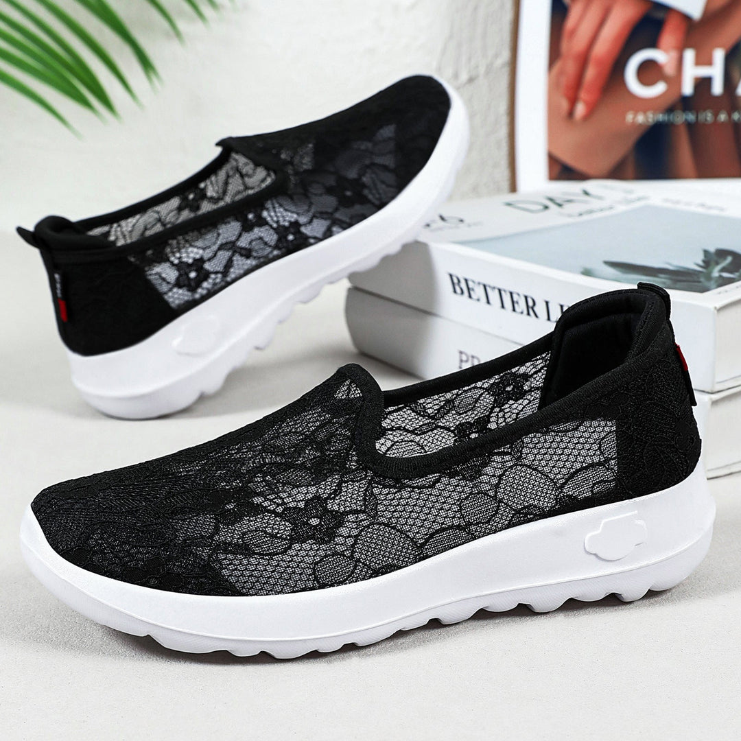Damen Elegante und bequeme Slip-On Sneakers mit Spitzenoberfläche Echo Archiv