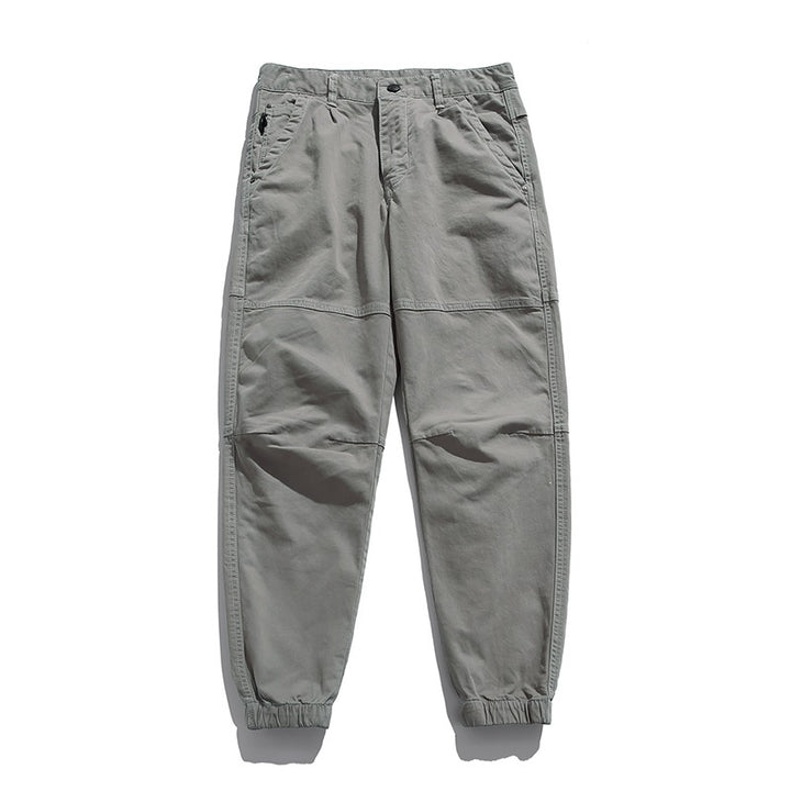 Herren Tapered Cargohose im Joggerstil mit Knie-Teilungsnähten, Tunnelzug & elastischen Bündchen Echoarchiv