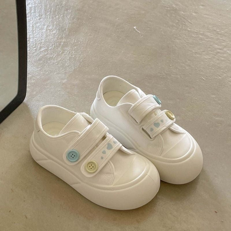 Damen Sneakers mit farbigen Knopf-Details und flexiblem Design Echo Archiv