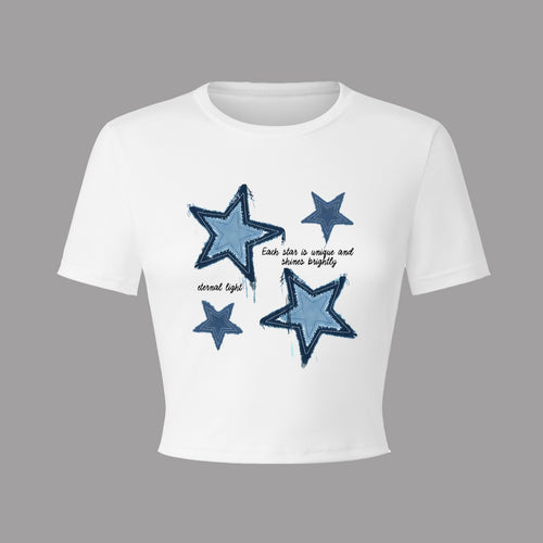 Damen Crop-T-Shirt mit kreativem Herzmotiv und motivierendem Schriftzug Echo Archiv