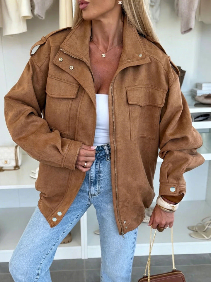 Damen Oversized Jacke in Wildleder-Optik mit Brusttaschen und Epauletten Echoarchiv