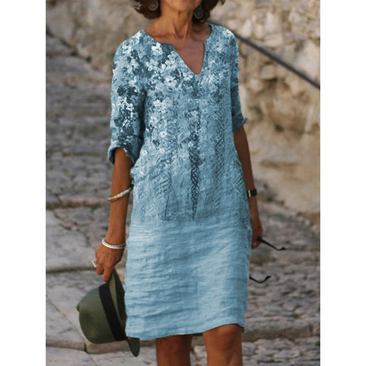 Damen nan knielanges Midikleid im Materialmix mit floraler Spitzenoberfläche, V-Ausschnitt und Knitterstruktur Echo Archiv