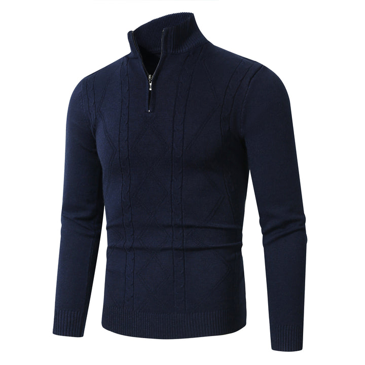 Herren Strickpullover mit modernem Zopfmuster und hohem Stehkragen Echoarchiv