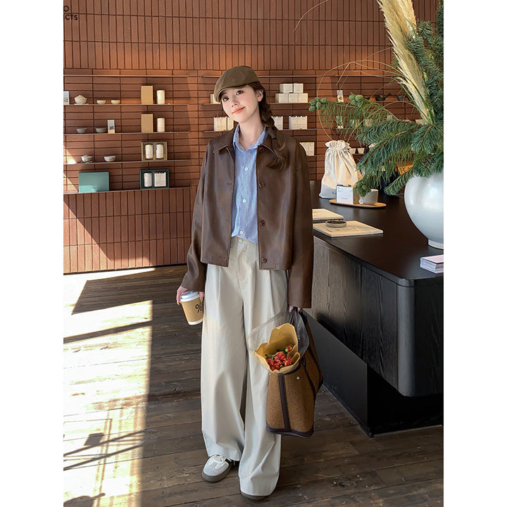 Damen Kurze Boxy-Lederjacke mit Hemdkragen Echoarchiv