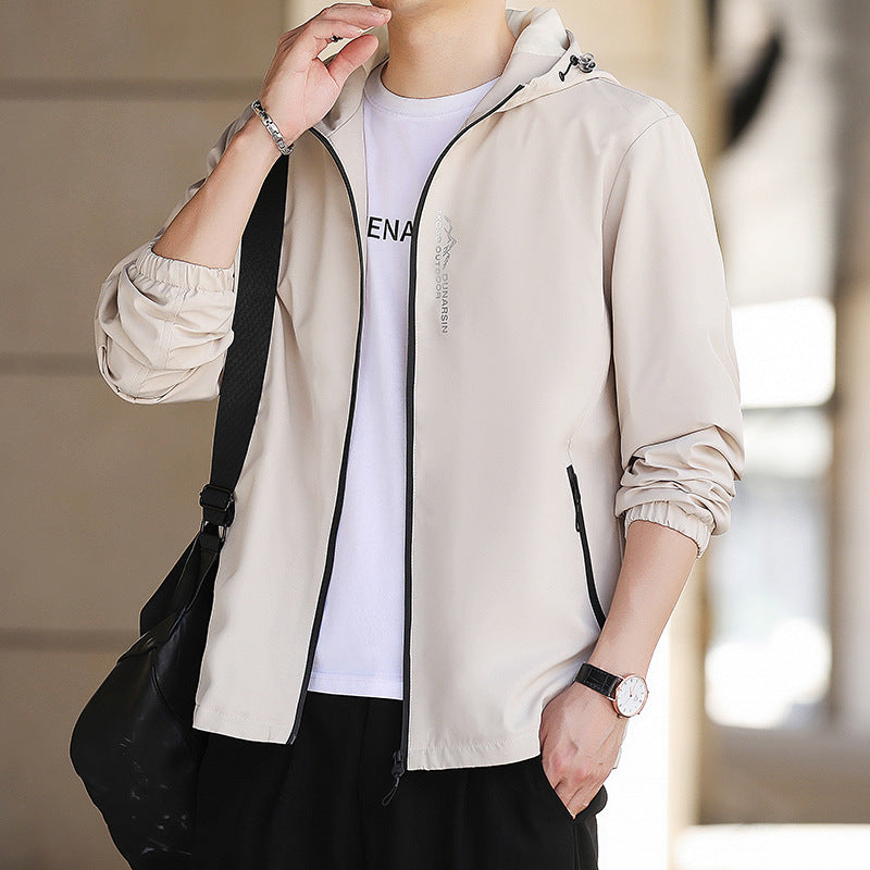Herren Leichte wasserabweisende Kapuzenjacke im Urban-Minimalstil mit Reißverschluss Echo Archiv