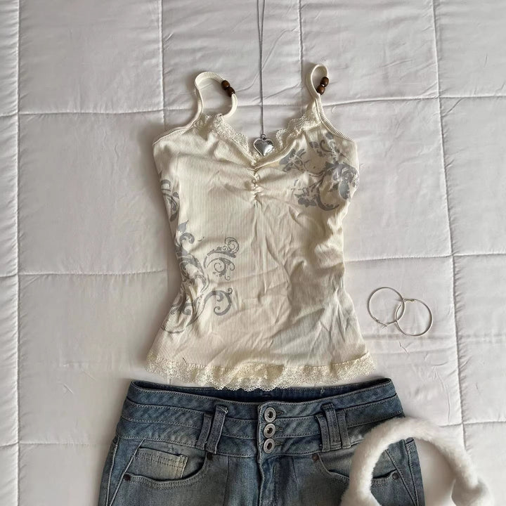 Damen Verspieltes Spaghetti-Träger Top mit Spitzendetails Echo Archiv