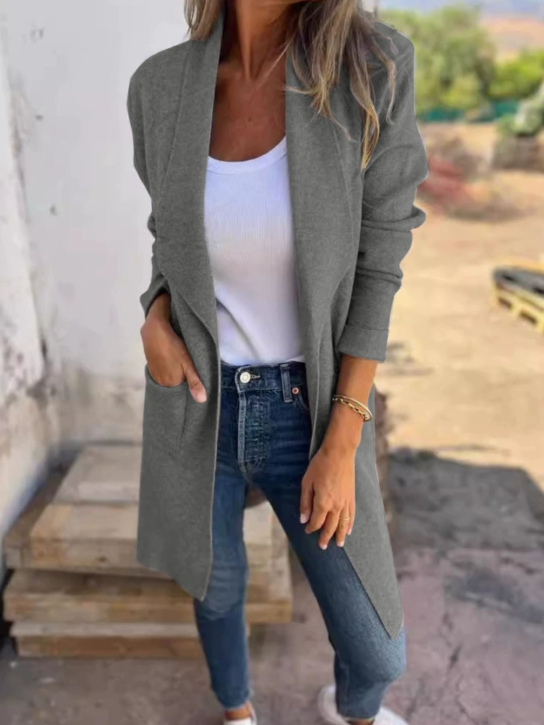 Damen Longline Blazer mit Schalkragen, offenem Schnitt und aufgesetzten Taschen – Valéne