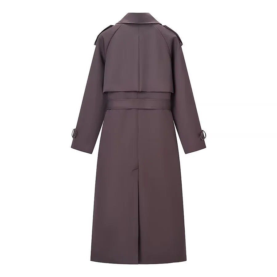 Damen langer Doppelreiher-Trenchcoat mit Taillengürtel, Epauletten und Sturmklappe – Montévia
