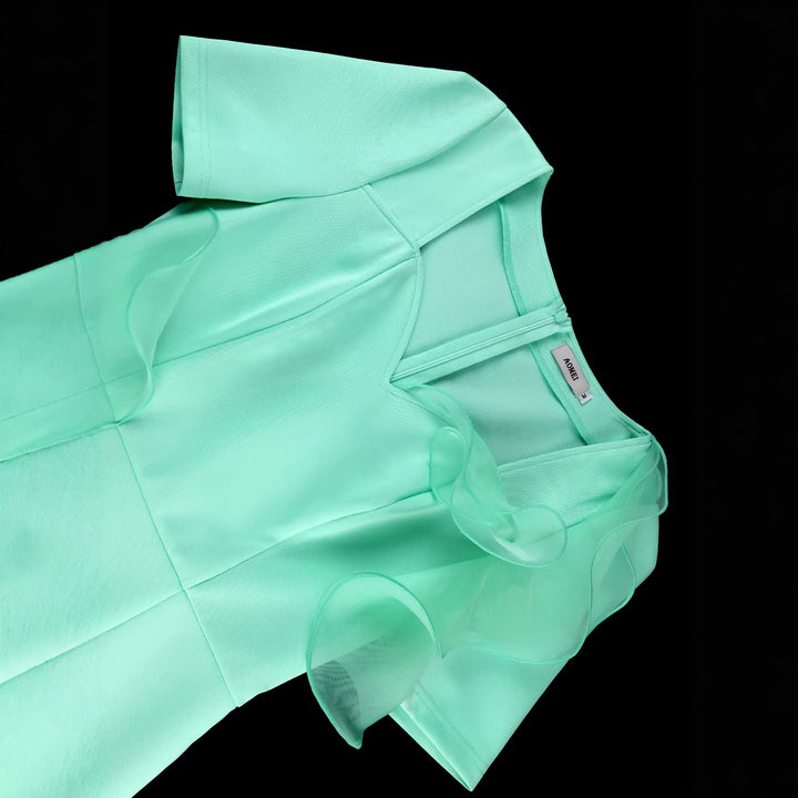 Damen figurbetontes Abendkleid mit Rüschenakzenten Echo Archiv