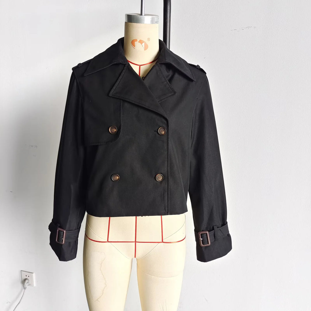 Damen kurz geschnittene Doppelreiher Trenchjacke mit Schulterriegeln und verstellbaren Manschetten – Célinea