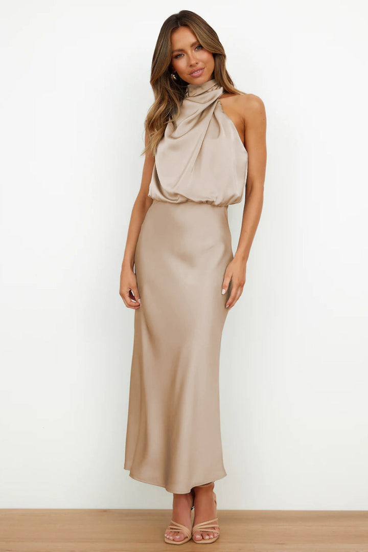 Damen Fließendes Maxikleid mit elegantem Stehkragen und Drapierung Echoarchiv