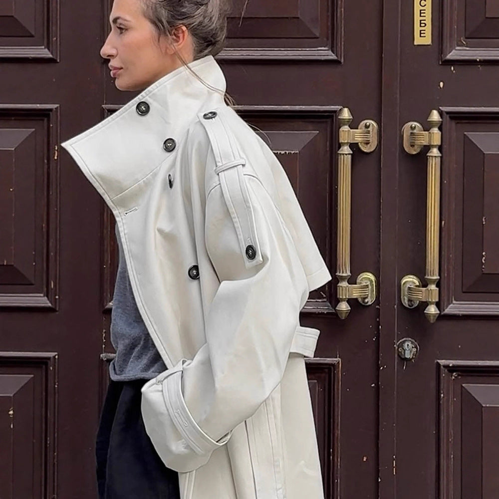 Damen tailloser Long-Trenchcoat im Oversize-Schnitt mit doppelter Knopfleiste und Schulterklappen Echoarchiv