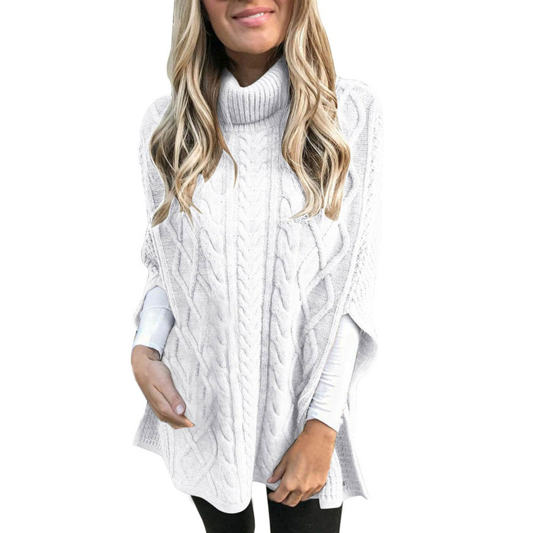 Damen nan kastiger Strickponcho mit hohem Rollkragen, Zopfstruktur und seitlichen Schlitzen Echo Archiv