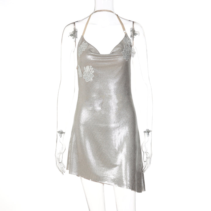 Damen glänzendes Cocktailkleid mit Spaghetti-Trägern und zarten Spitzenapplikationen Echo Archiv