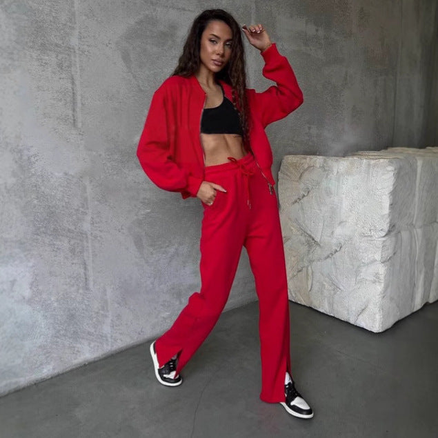 Damen weiches Velours-Zweiteiler mit kurzem Reißverschluss-Bomber und High-Waist-Hose mit Bein-Schlitz – Avenza