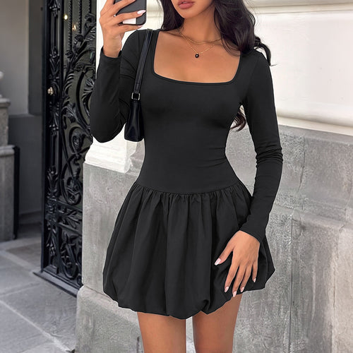 Damen Verspieltes Puffrockkleid mit langen Ärmeln Echo Archiv