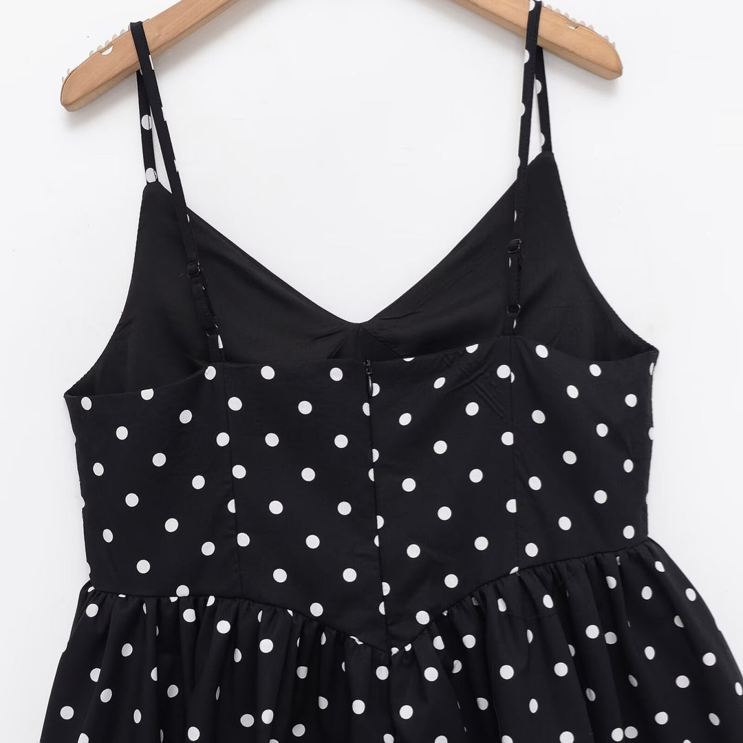 Damen Sommerliches Spaghettiträgerkleid mit verspieltem Punkte-Design und fließendem Schnitt Echo Archiv