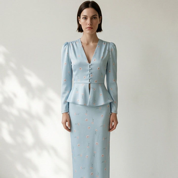 Damen Zweiteiliges tailliertes Blusen- und Maxirock-Set mit V-Ausschnitt und Knopfdetails Echoarchiv