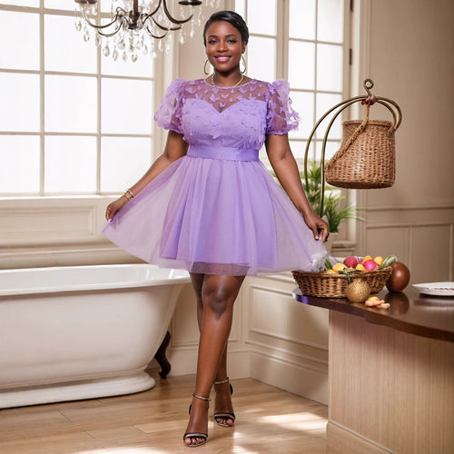 Damen Festliches Kleid mit transparenten Puffärmeln und zarten Schmetterlingsdetails Echo Archiv