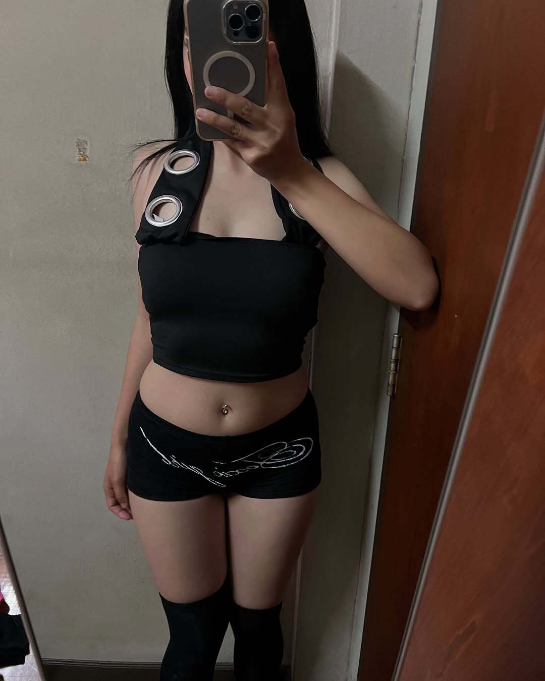 Damen Sportliches Top mit verstellbaren Riemen Echo Archiv