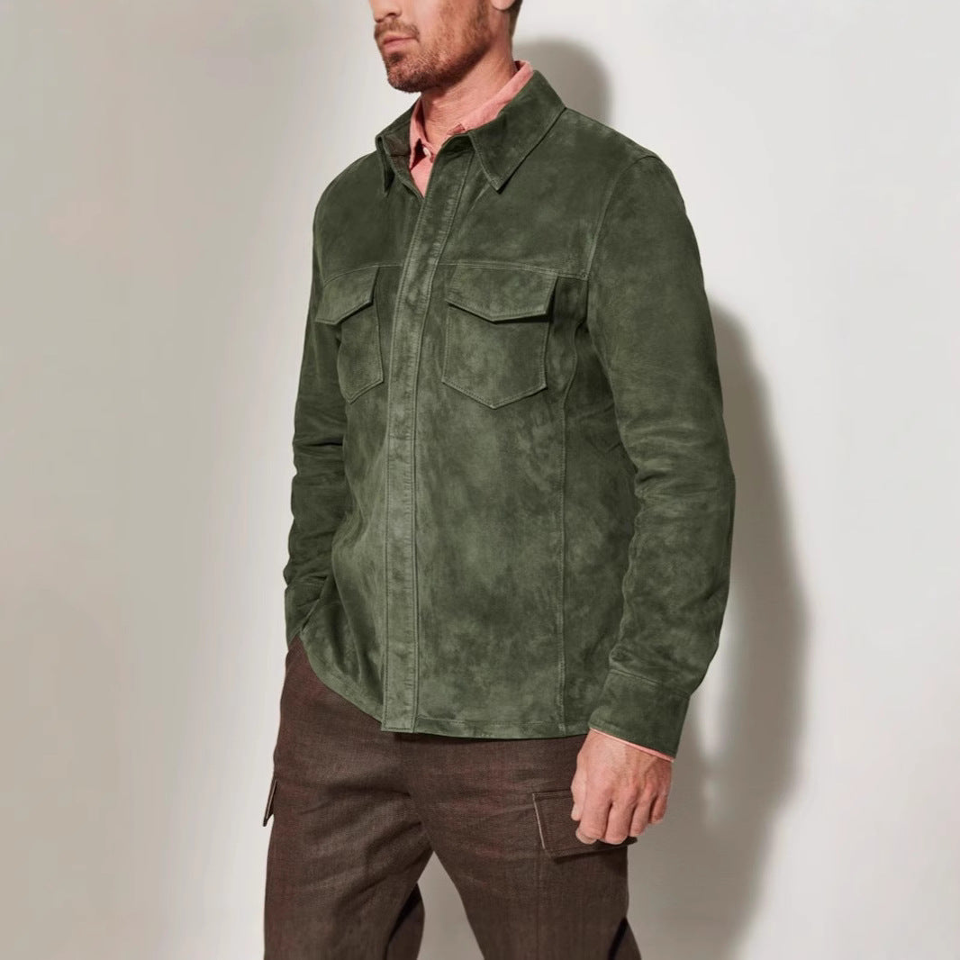 Herren Suede Jacke mit zwei aufgesetzten Taschen und modernem Schnitt Echoarchiv