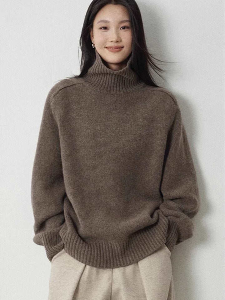 Damen Rollkragenpullover aus feinem Wollmix mit geradem Schnitt und breitem Rippkragen Echoarchiv