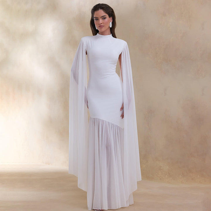 Damen Elegantes Maxikleid mit fließendem Stoff und ausgefallenen Ärmeln Echo Archiv