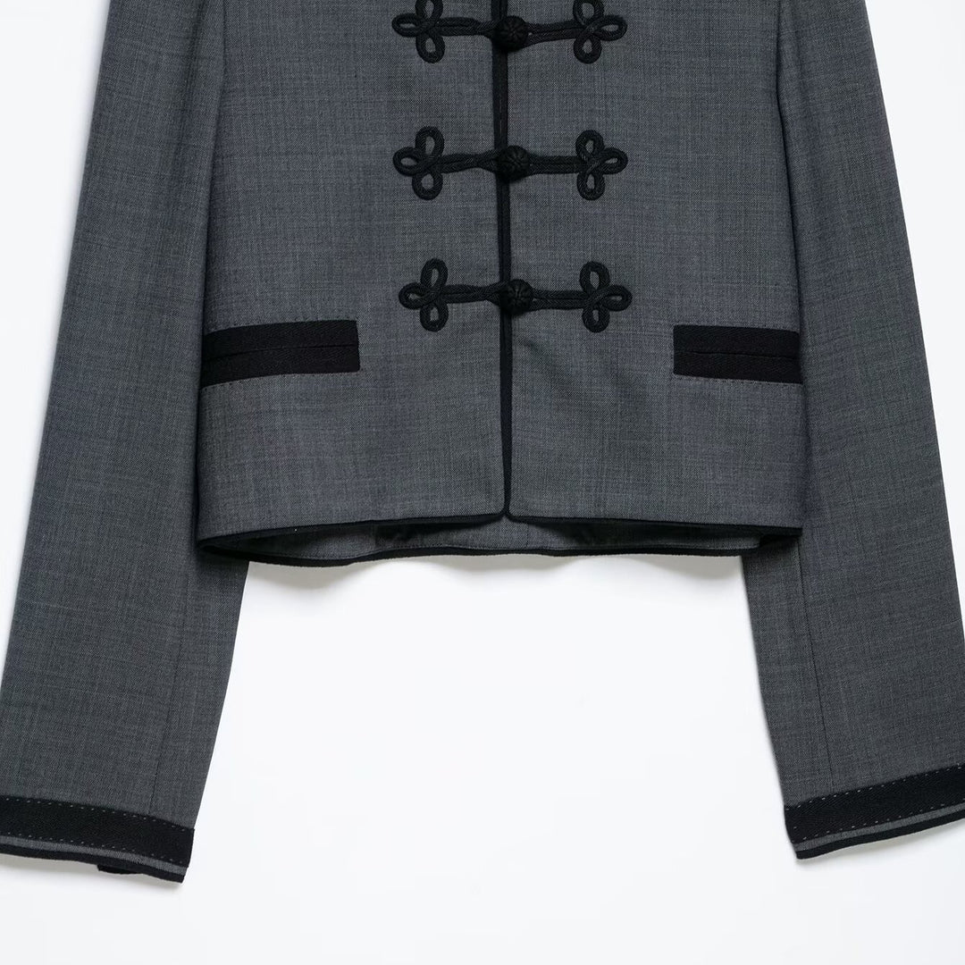 Damen Kurze Jacke im Mandarinstil mit Zierknotenverschluss und taillierter Silhouette Echoarchiv