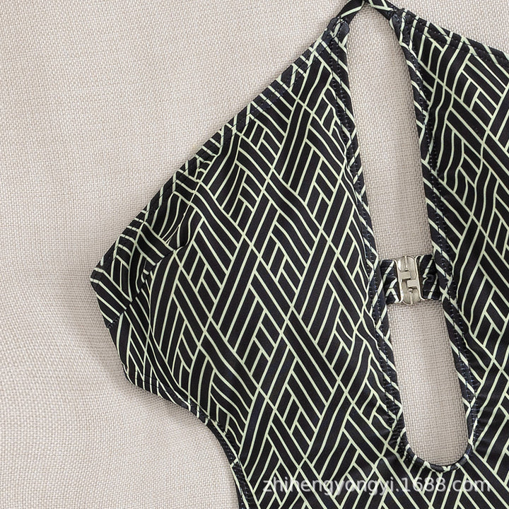 Damen Einteiler Badeanzug mit kreativem Cut-Out Echo Archiv