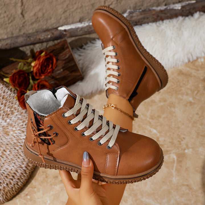 Damen gefütterte Schnürstiefelette mit Teddyfutter, seitlichem Reißverschluss und profilierter Gummisohle Echo Archiv