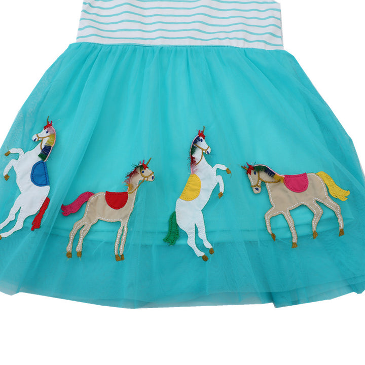 Mädchen Tüllkleid mit buntem Einhorn-Motiv und gestreiftem Oberteil Echo Archiv