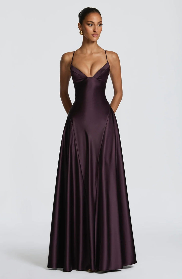Damen elegantes Satin-Maxikleid mit raffinierten Spaghettiträgern Echoarchiv