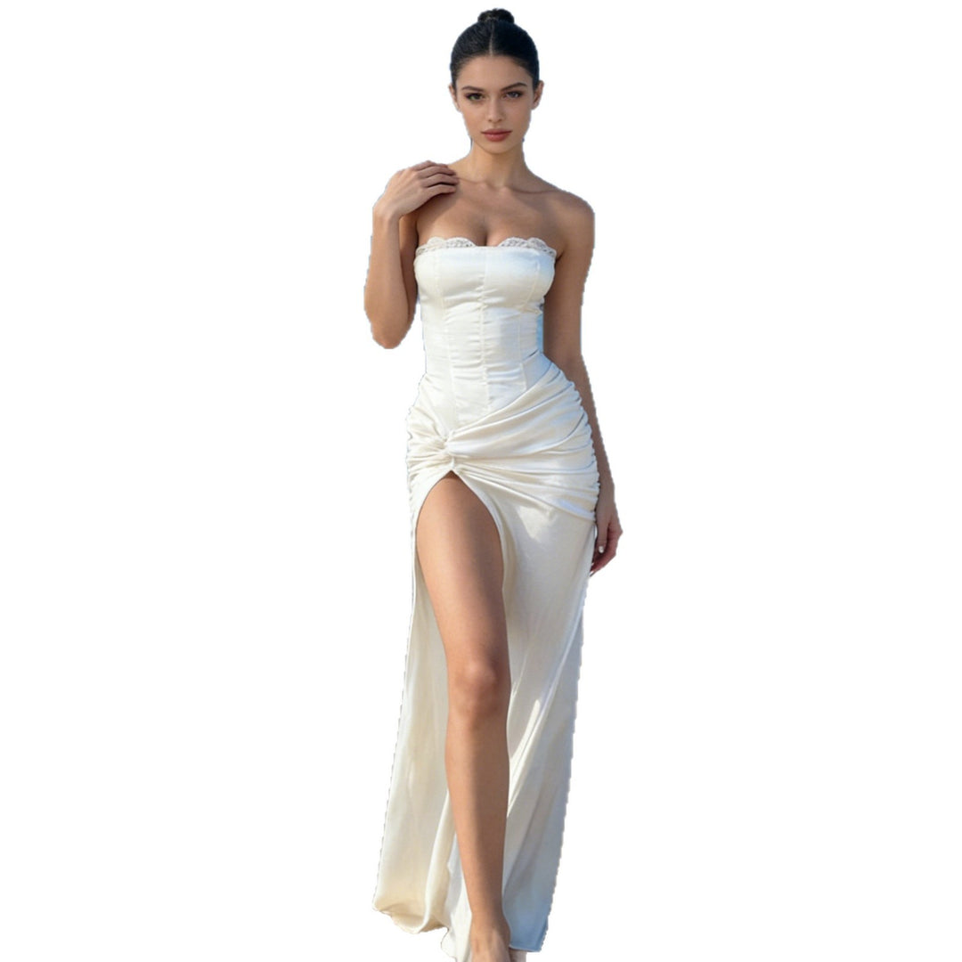 Damen Elegantes langes Abendkleid mit raffiniertem Drapierungsdesign Echo Archiv