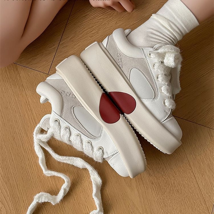 Damen modische Sneaker mit dämpfender Plateau-Sohle und stylischen Akzenten Echo Archiv