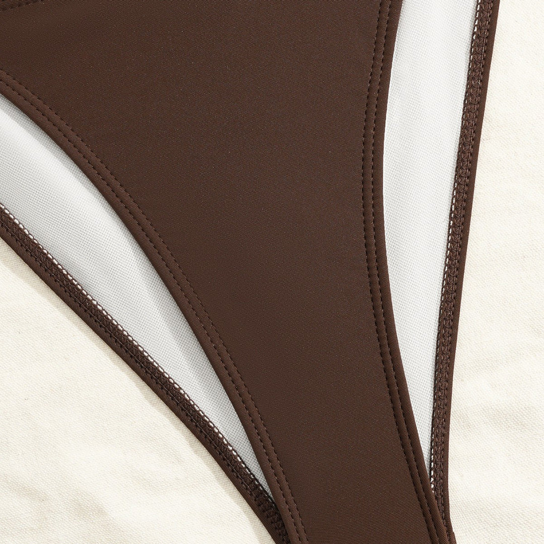 Damen Hochwertiger Bikiniset mit raffiniertem Ketten-Detail Echo Archiv