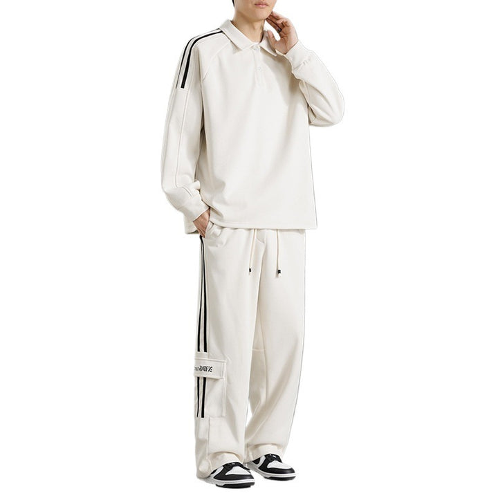 Herren Sportliches Freizeit-Set mit hohem Kragen und praktischen Taschen Echoarchiv